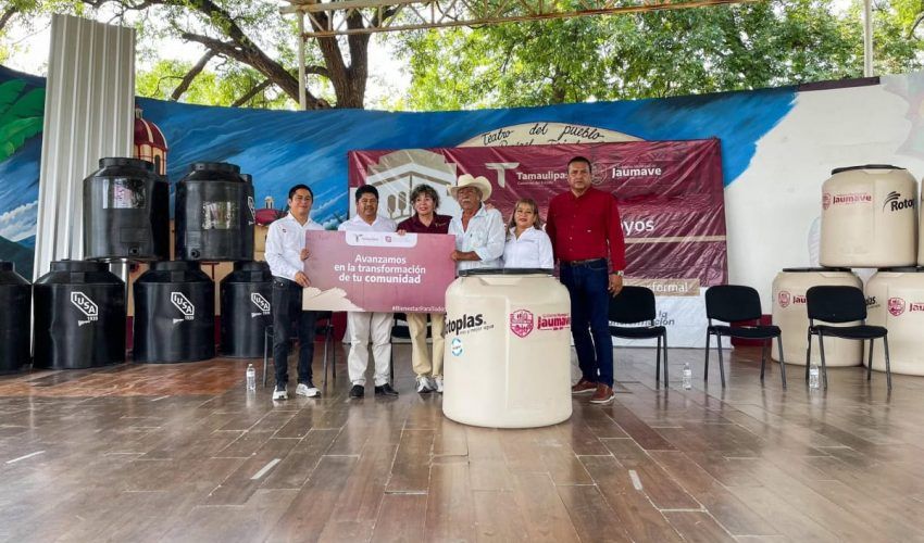 Entrega de apoyos gestionados por la Secretaría de Bienestar y el Gobierno Municipal.